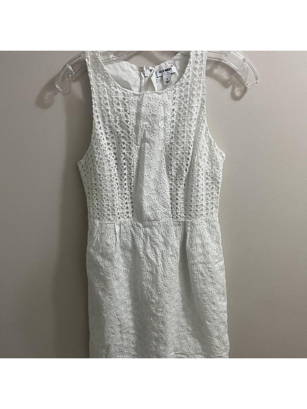 White lace Old Navy dress #lacedress